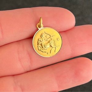 14k gold Sagittarius zodiac pendant / charm - solid gold